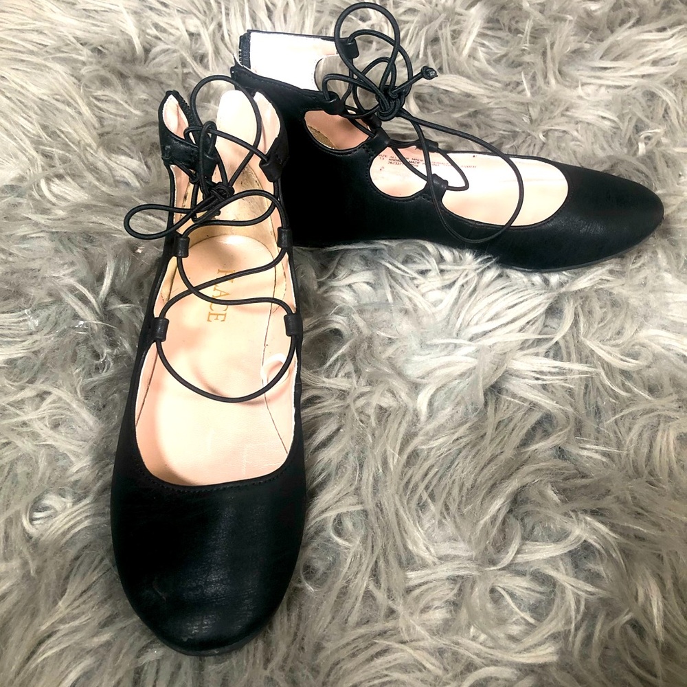 Kids shoes, color black, size 13